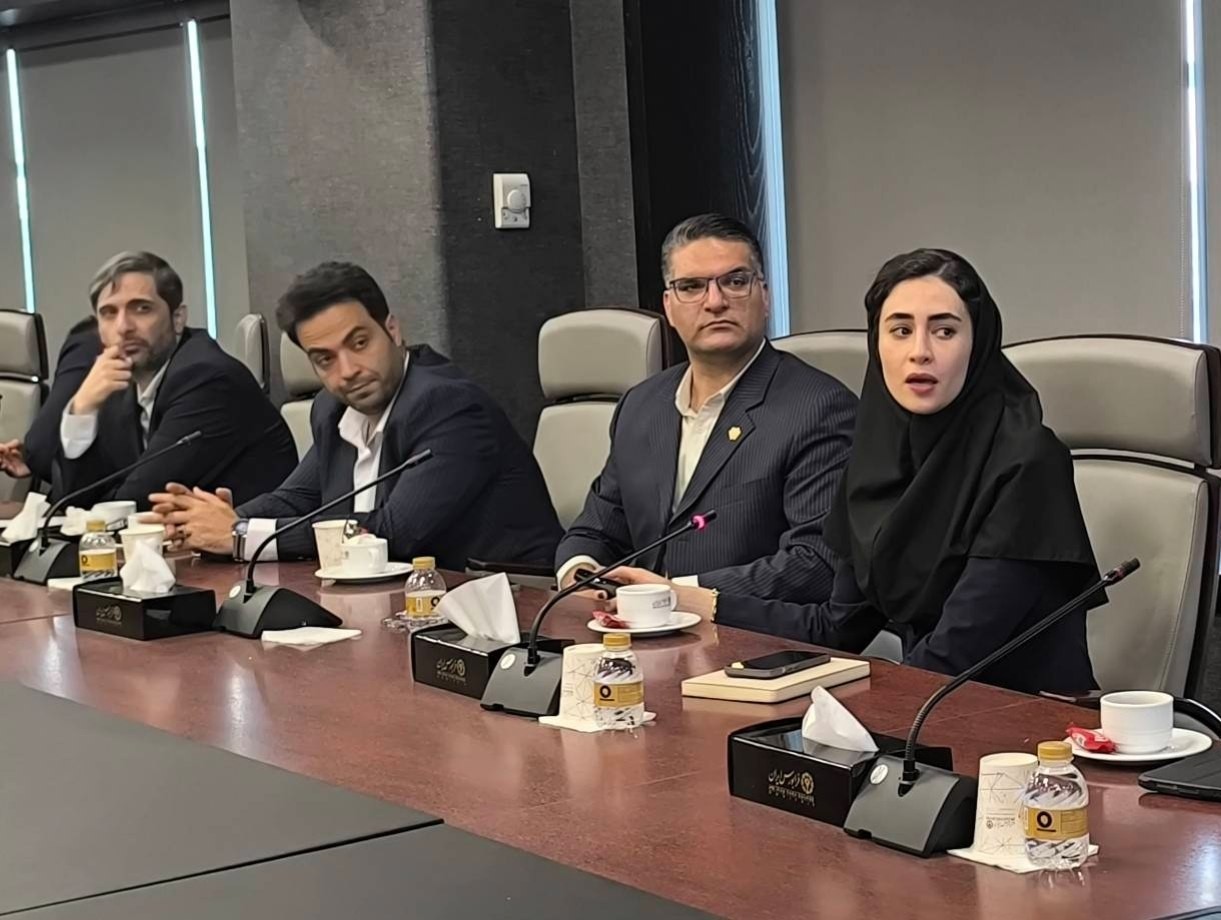 «تکمیلی از نشست خبری معارفه شرکت شکیمیا» — تصویر پیوست
