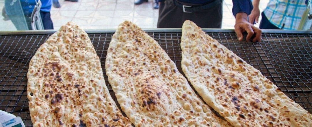 «رئیس اتاق اصناف ایران: طرح فروش وزنی نان اوایل آبان اجرا می شود» — تصویر پیوست
